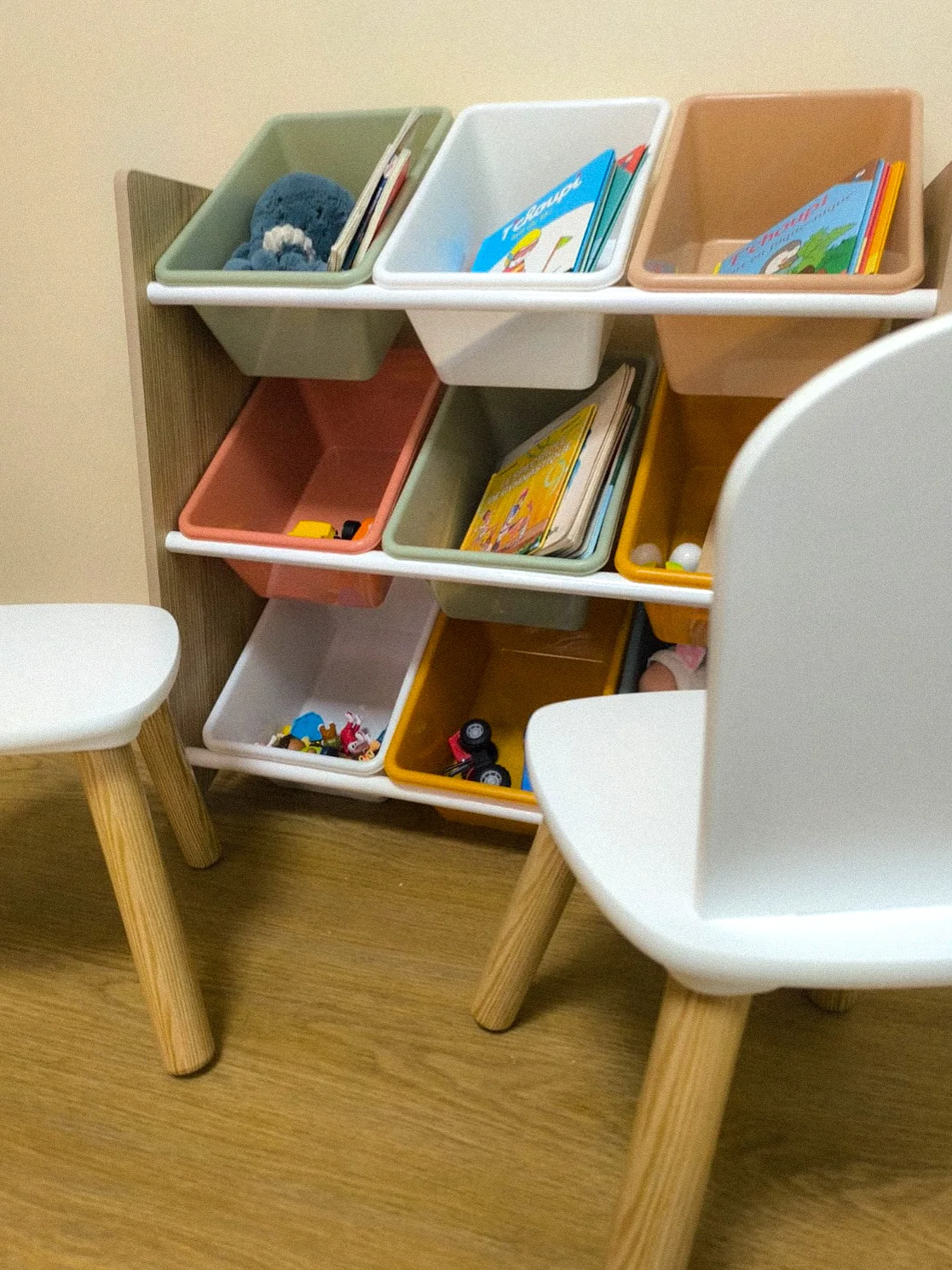 La pièce des enfants, juste à côté de la salle de pratique.